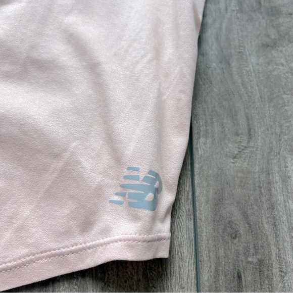 Set of 3 Women’s Athletic T-Shirts - New Balance, Nike & Kyodan - Size L - Picture 3 of 7